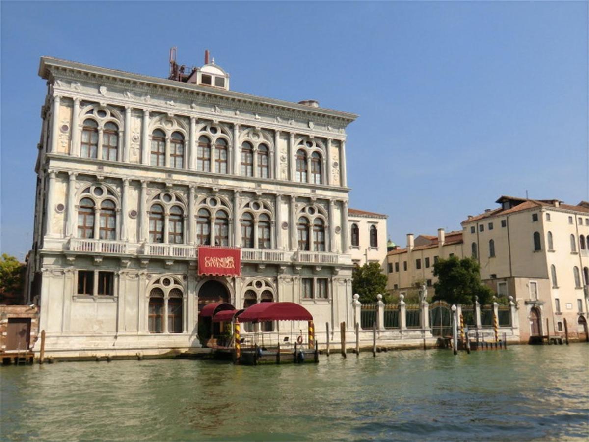 Canal Tron Venezia Esterno foto